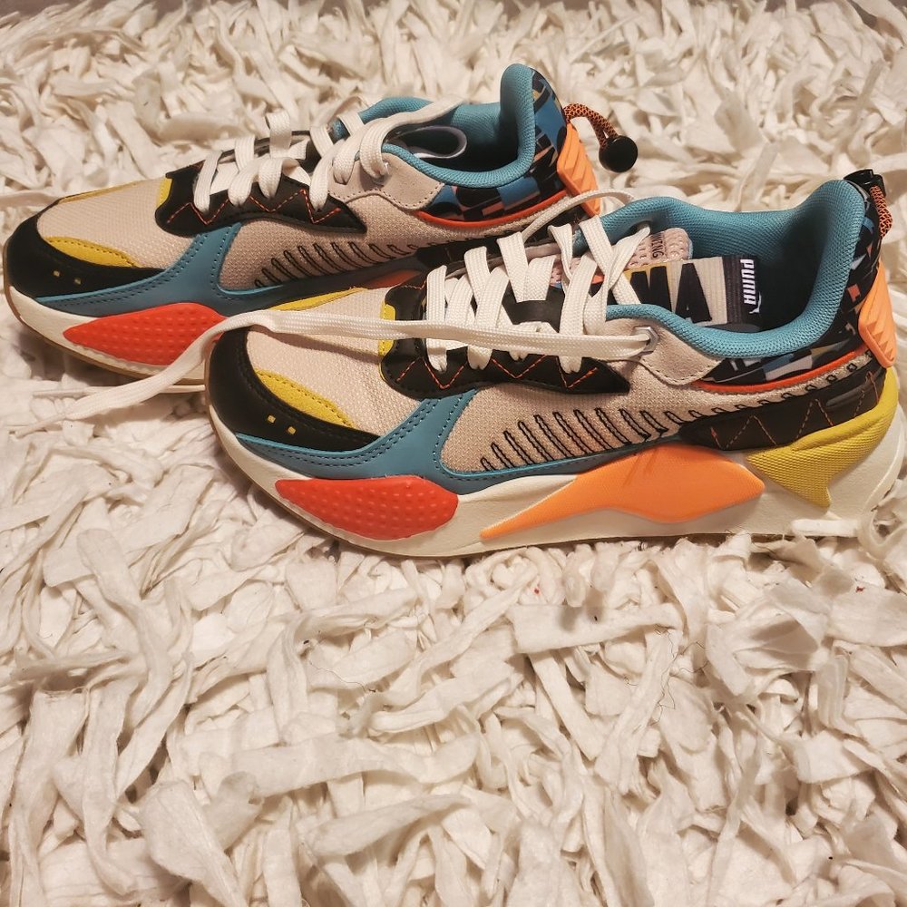 Pumas multi-color